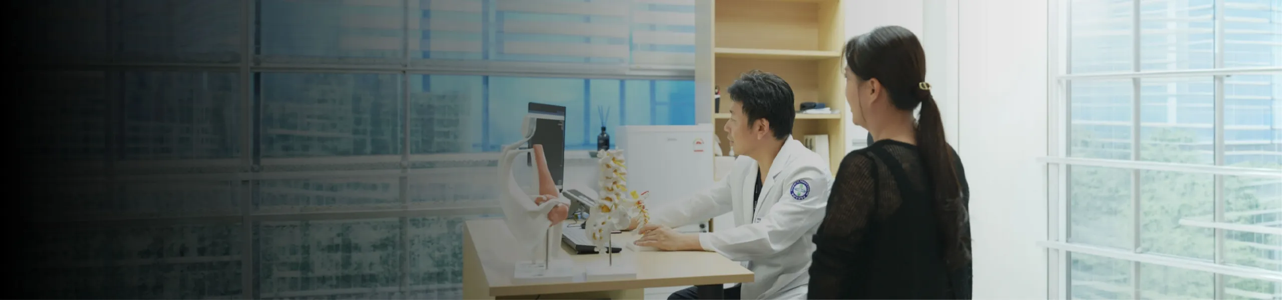 환자의 이야기에 귀 기울이는 진료